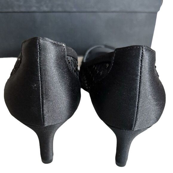 Adrianna Papell Zandra Size 8 Black Embellished Mesh Peep Toe Pump Heels - Picture 4 of 7